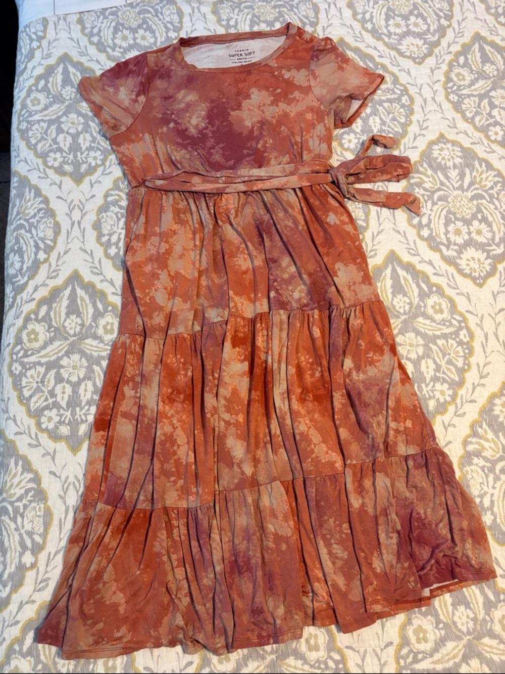 torrid Rust and Beige Tie-Dye Super Soft Knit Top